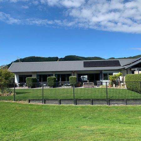 Parkside Boutique Lodge Rotorua Extérieur photo